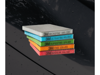 NOVINKA: Oboustranné houbičky 3M™ – revoluce v ručním broušení!